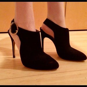 Sam Edelman black suede covered heels